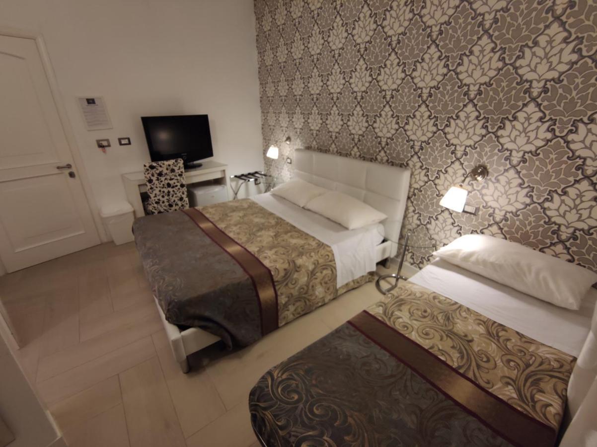 Sami Rooms - Teatro A 400 Mt - Ortigia A 1500 Mt - Syrakusa Exteriör bild